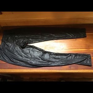 Snakeskin print leggings